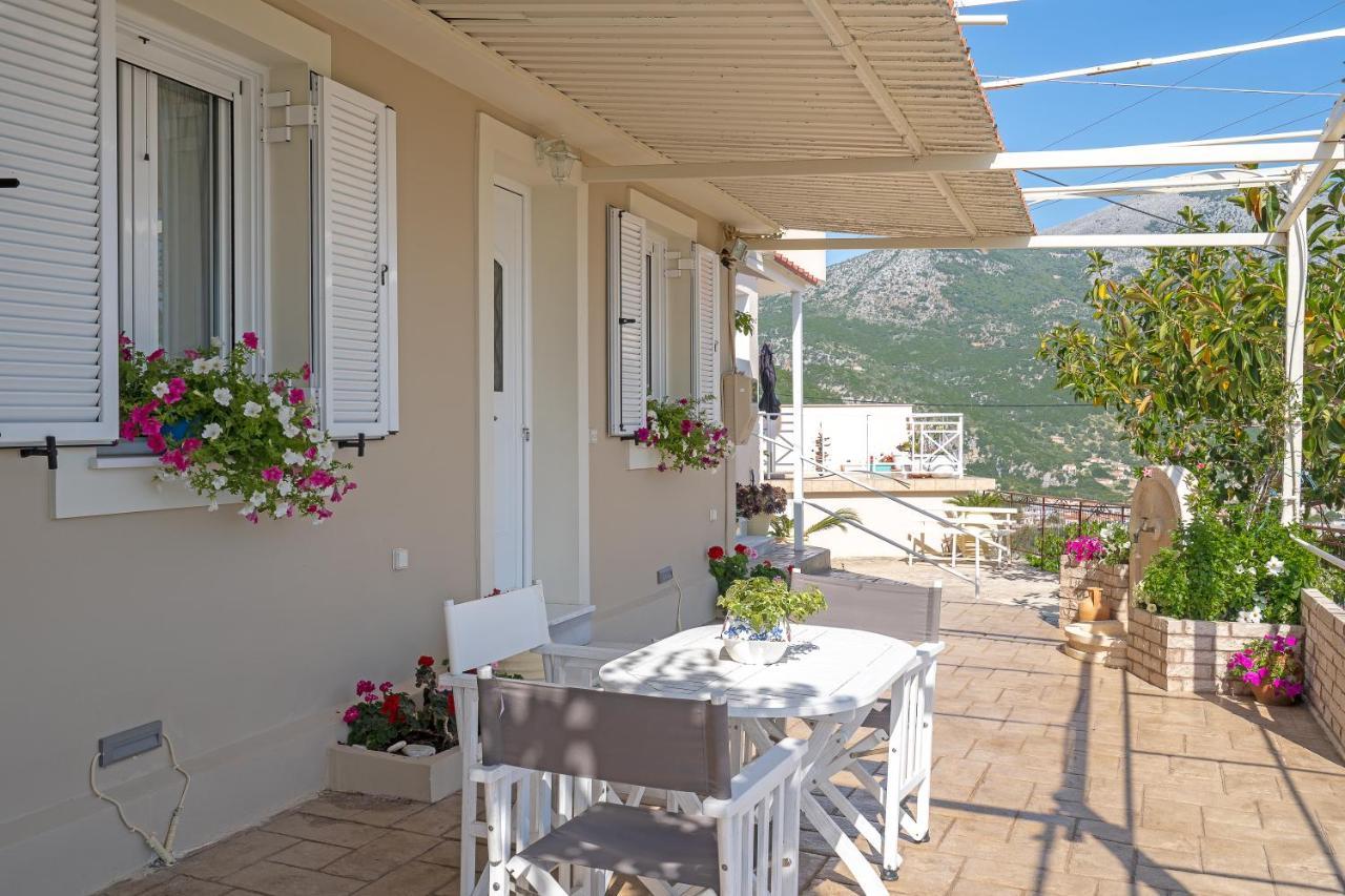 Marios Villas Poros  Esterno foto